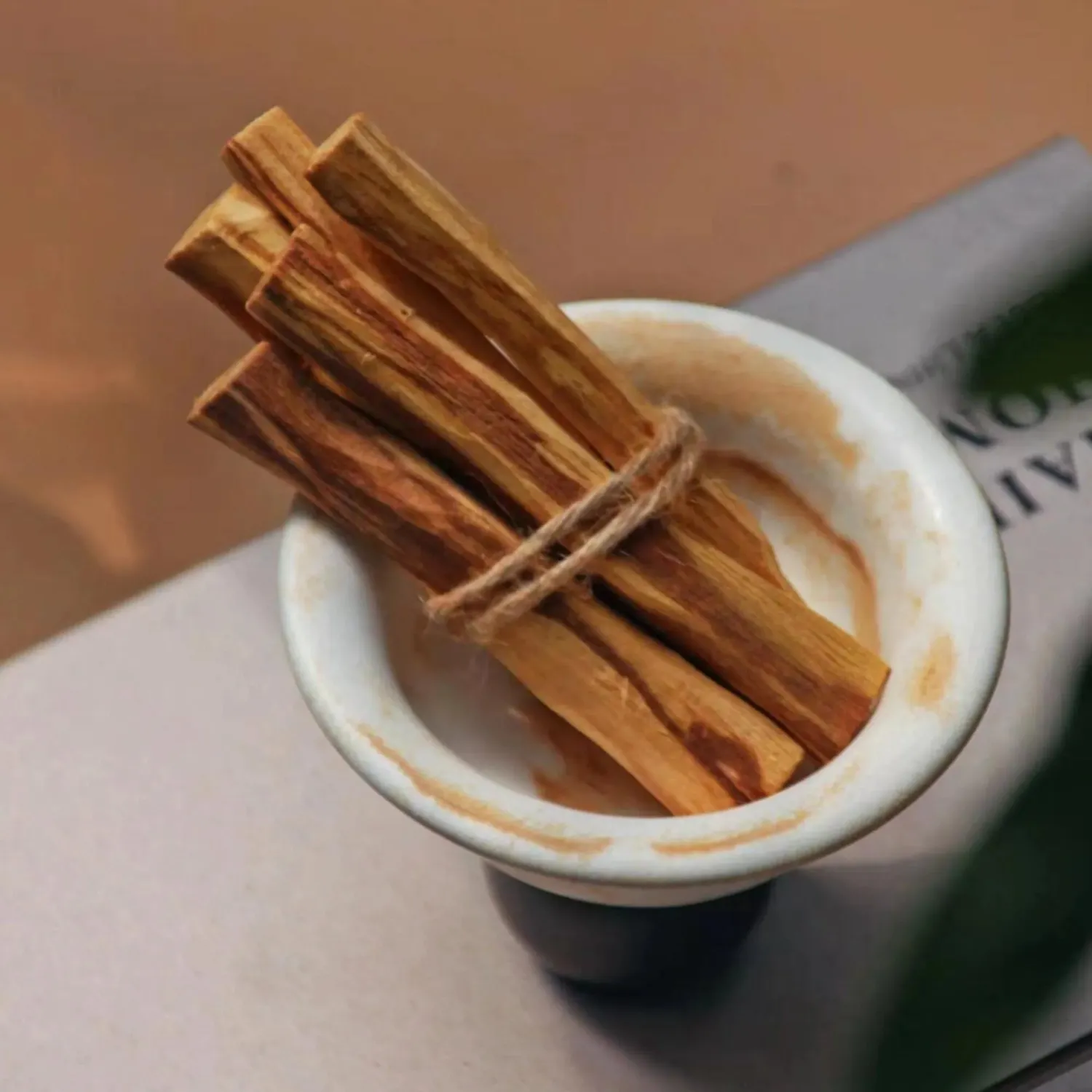 COOHÉ Cleansing Smudge Kit palo santo 5-pack