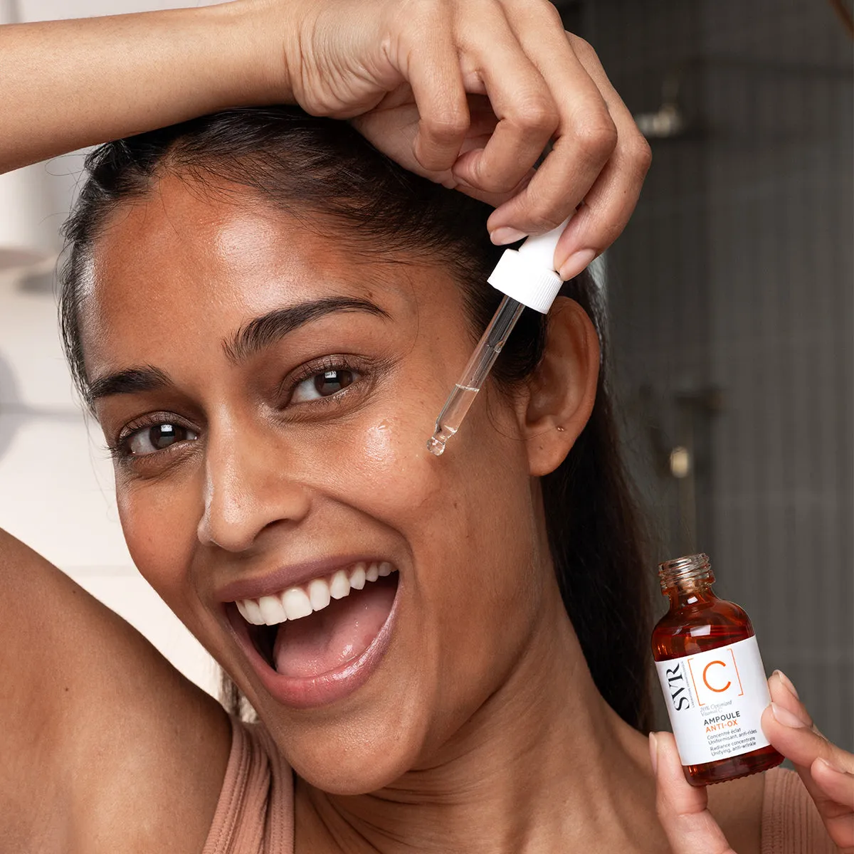 SVR C Ampoule serum 30 ml C-vitamin glöd