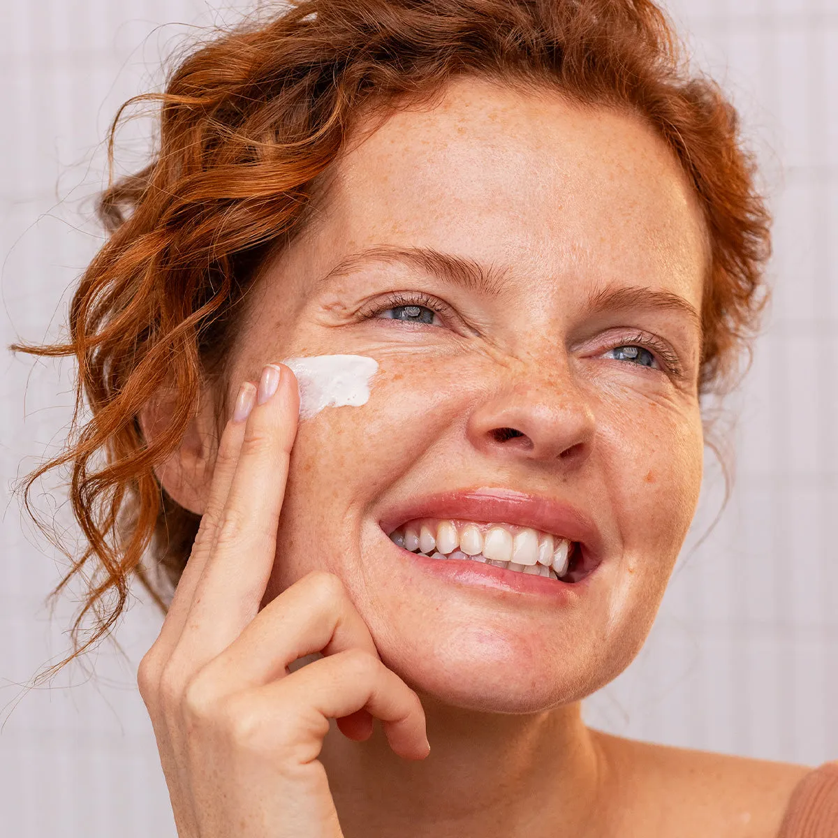 SVR Sun Secure Fluide Photo-Age SPF50+ solskydd 40ml parfymfri